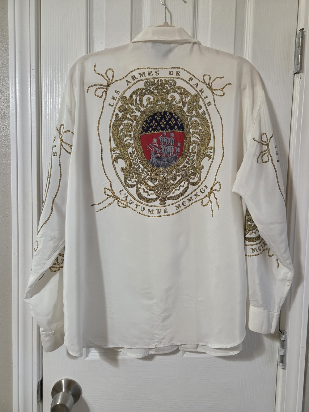 Vintage Ports Trademark Designs Paris Crest Silky Blend Shirt Size 14 White
